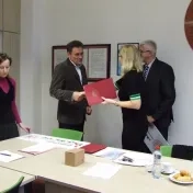 Odovzdávanie štatútov cvičnej školy