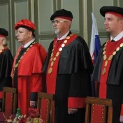 Udelenie titulu Doctor honoris causa rektorovi Eötvös Loránd univerzity v Budapešti Prof. Dr. Barnovi Mezeymu, DSc.