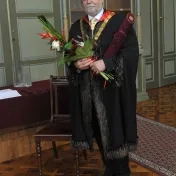 Udelenie titulu Doctor honoris causa rektorovi Eötvös Loránd univerzity v Budapešti Prof. Dr. Barnovi Mezeymu, DSc.