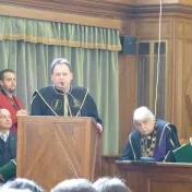 Udelenie čestného titulu „doctor honoris causa“ prof. PhDr. Petrovi Kónyovi, PhD., rektorovi Prešovskej univerzity v Prešove