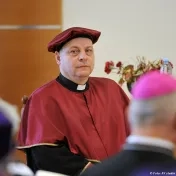 Udelenie titulu doctor honoris causa