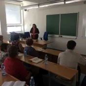 Seniori sa vzdelávali v oblasti financií