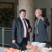 Fotoreport z odovzdávania docentského dekrétu