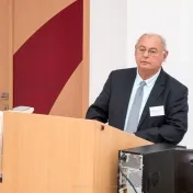 Pedagogická profesia z aspektu vedy, výskumu a praxe