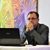 Otázky a problémy perspektív umenia respektíve „koncov umenia“ v estetických, umenovedných a filozofických teóriách