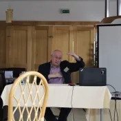 Otázky a problémy perspektív menia, respektíve „koncov umenia“ v estetických, umenovedných a filozofických teóriách