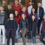 Otázky a problémy perspektív menia, respektíve „koncov umenia“ v estetických, umenovedných a filozofických teóriách