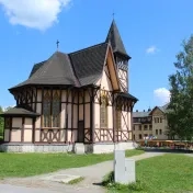 Otázky a problémy perspektív menia, respektíve „koncov umenia“ v estetických, umenovedných a filozofických teóriách