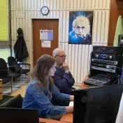 Podcast O divadle 2 (Ruský realizmus a MCHAT. Od osobností tvorcov k charakteristike estetiky divadla) študenti 3. ročníka bc. štúdia