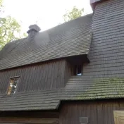 Hervartov - drevený rímskokatolický kostol