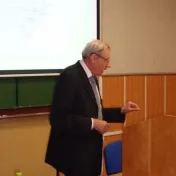 Prednáška s doc. RnDr. Jozefom Draveckým CSc. na tému: "Diplomacia Svätej stolice a jej vzťahy so Slovenskom"