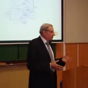 Prednáška s doc. RnDr. Jozefom Draveckým CSc. na tému: "Diplomacia Svätej stolice a jej vzťahy so Slovenskom"