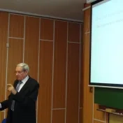 Prednáška s doc. RnDr. Jozefom Draveckým CSc. na tému: "Diplomacia Svätej stolice a jej vzťahy so Slovenskom"