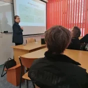 Erazmus 2025 a prezentácia študentky ukrajinistiky z takéhoto pobytu