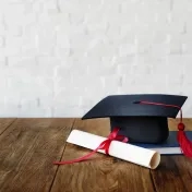 Slávnostné promócie Bc. a PhD. - október 2025