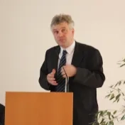 Rodina - základ spoločnosti