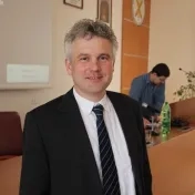 Rodina - základ spoločnosti