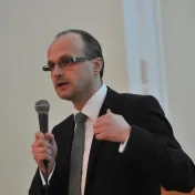 Prednáška dr hab. Michała Wyrostkiewicza