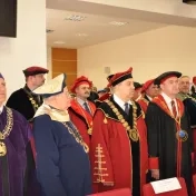 Udelenie čestného doktorátu Dr.h.c. Dr hab. Leszekovi Adamowiczovi, prof. KUL (25.04.2017)