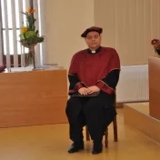 Udelenie čestného doktorátu Dr.h.c. Dr hab. Leszekovi Adamowiczovi, prof. KUL (25.04.2017)