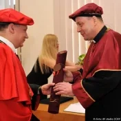 Udelenie čestného doktorátu Dr.h.c. Dr hab. Leszekovi Adamowiczovi, prof. KUL (25.04.2017)