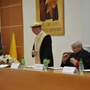 Udelenie čestného doktorátu Dr.h.c. J.E. Kardinálovi Stanislavovi Dziwiszovi