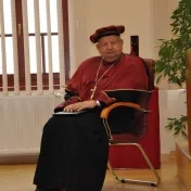 Udelenie čestného doktorátu Dr.h.c. J.E. Kardinálovi Stanislavovi Dziwiszovi