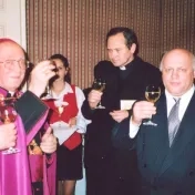 Udelenie čestného doktorátu Dr.h.c. Mons. Jánovi Hirkovi