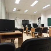 Učebňa geografických informačných systémov GIS.lab (miestnosť č. 1.01)