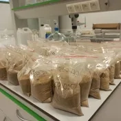 Pedogeografické laboratórium (UNIPOLAB)