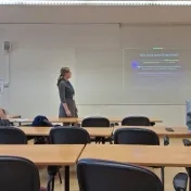 doc. Mokrišová na konferencii EBES v Lisabone (v roku 2025)