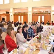 Členovia KFUMM počas vianočného posedenia (v roku 2024)