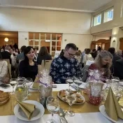Dr. Košíková, doc. Vašaničová, prof. Lyócsa a doc. Kiseľáková počas vianočného posedenia (v roku 2024)