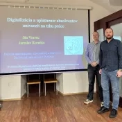 Dr. Vravec a Dr. Korečko počas workshopu Digitalizácia, digitálna transformácia, digitálna ekonomika: trendy a výzvy (v roku 2024)