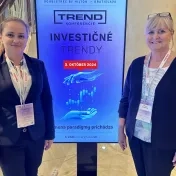 Dr. Košíková a doc. Šofranková počas konferencie "Investičné trendy" v Bratislave (v roku 2024)