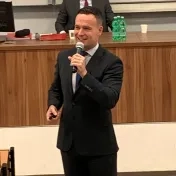 Prednáška odborníkov z praxe v oblasti financií, investovania a bankovníctva