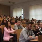 Odborná prednáška "Investovanie v banke"
