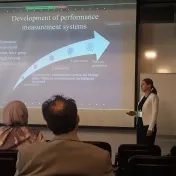 doc. Mokrišová na konferencii EBES v Istanbule (v roku 2023)