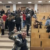 Študenti po prednáške z finančno-ekonomickej analýzy (v roku 2023)