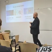 Kryptomena a podniky turizmu. Príležitosť, alebo .... ?