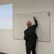 Kryptomena a podniky turizmu. Príležitosť, alebo .... ?
