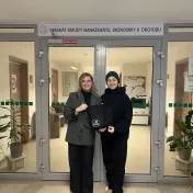 Rukhshona Elmurodova, študentka z Uzbekistanu na štipendijnom pobyte v rámci Národného štipendijného programu (NŠP) na FMEO (2025/2026)