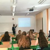 dr hab. Mariusz Ruszel z poľskej Rzeszow University of Technology na Erasmus+ mobilite na FMEO; prednáška pre doktorandov
