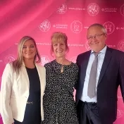 doc. Mgr. Eva Benková, PhD, Dr. Julie Felker, DBA (hosťujúca profesorka z USA v rámci programu Fulbright), prof. Ing. Dr. Róbert Štefko, Ph.D.)