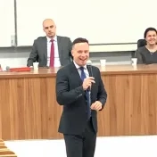 Lecture with experts of finance, investment and banking