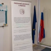 Absolventi doktorandského štúdia
