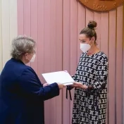 Absolventi doktorandského štúdia