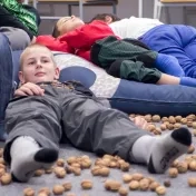 Za plotom (Deň základných škôl)