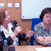 Dilemy inkluzívneho procesu v edukácii so zameraním na socializáciu osôb so špeciálnymi potrebami