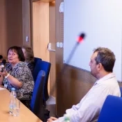 Dilemy inkluzívneho procesu v edukácii so zameraním na socializáciu osôb so špeciálnymi potrebami